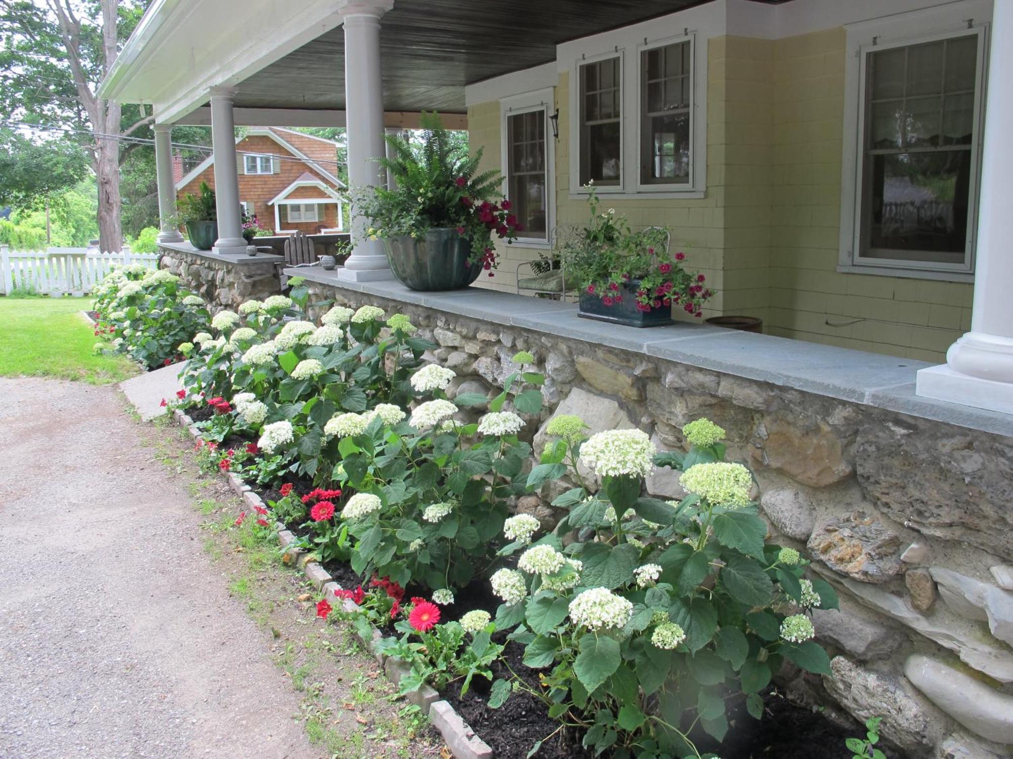 Hilltop House Bed & Breakfast 아메니다 외부 사진