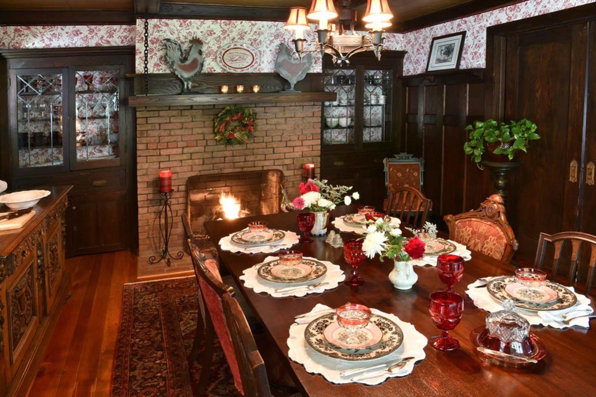 Hilltop House Bed & Breakfast 아메니다 외부 사진