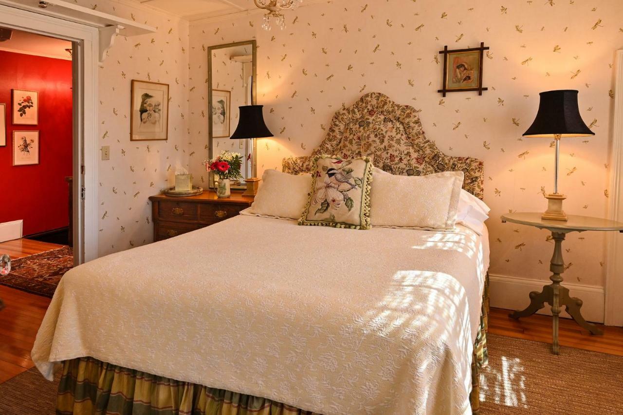 Hilltop House Bed & Breakfast 아메니다 외부 사진