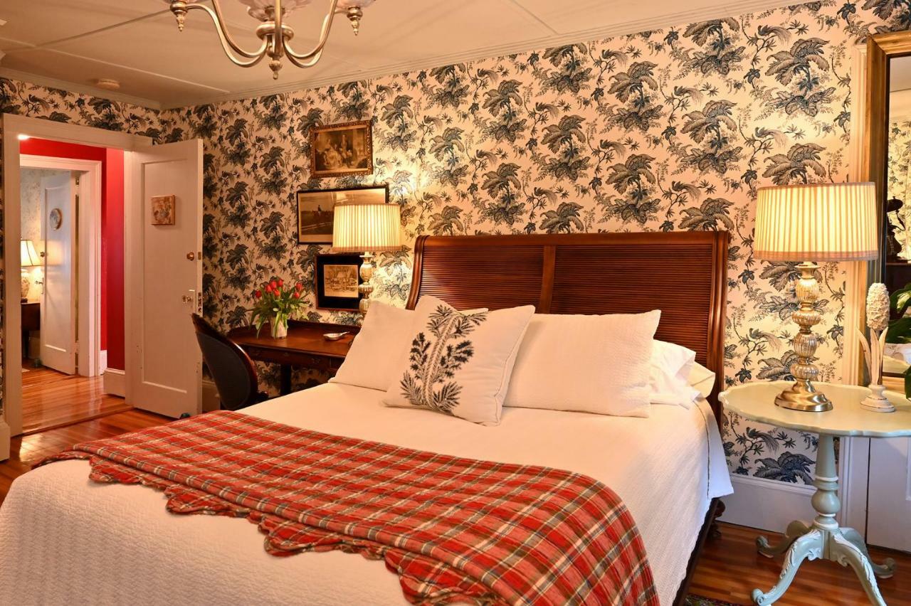 Hilltop House Bed & Breakfast 아메니다 외부 사진