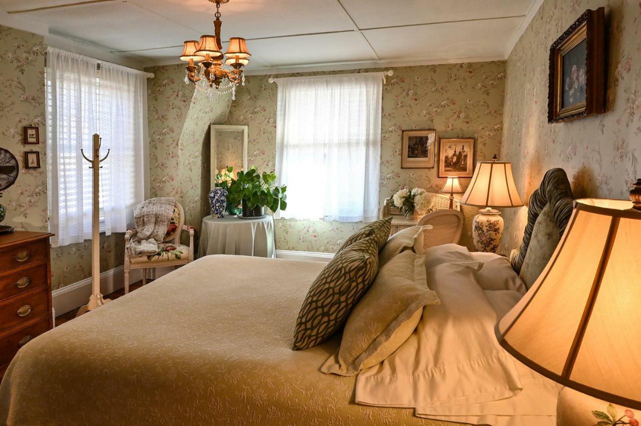 Hilltop House Bed & Breakfast 아메니다 외부 사진